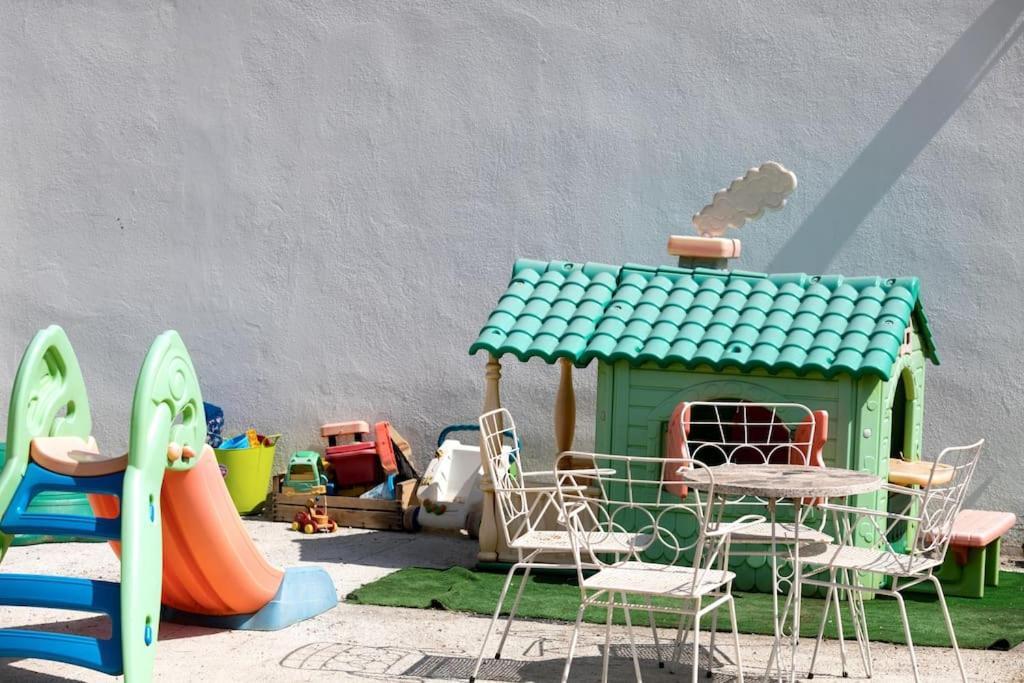 Cottage Eco-Friendly Barcelona Country Side لا غارّيغا المظهر الخارجي الصورة