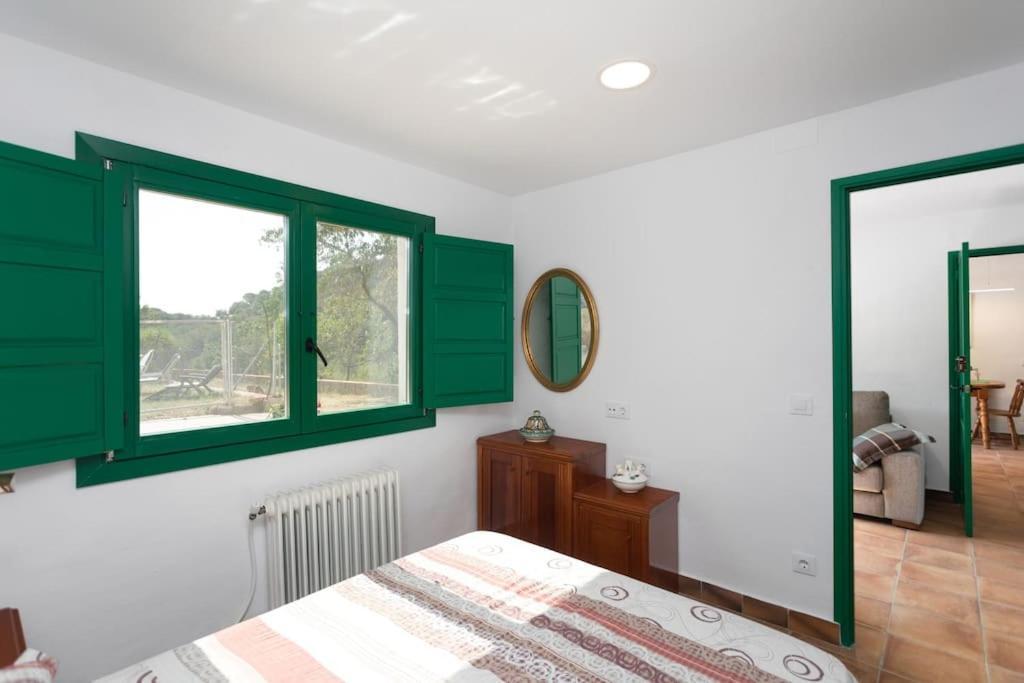 Cottage Eco-Friendly Barcelona Country Side لا غارّيغا المظهر الخارجي الصورة
